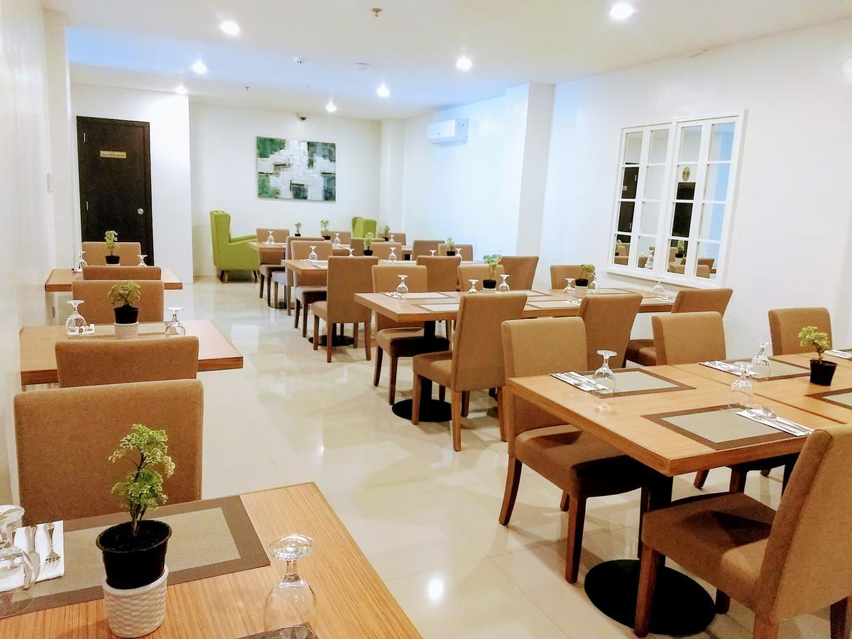 Top Star Hotel Oton Extérieur photo