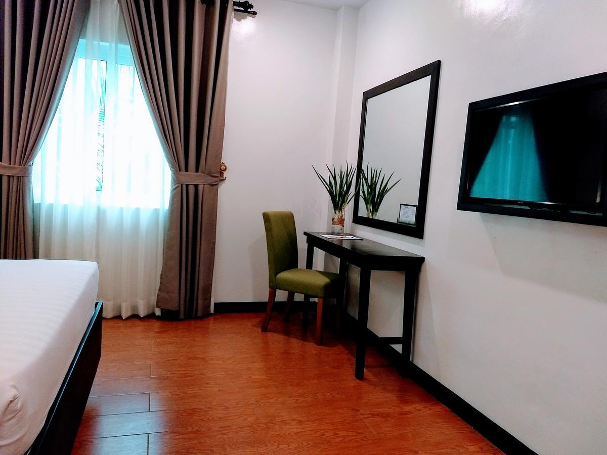 Top Star Hotel Oton Extérieur photo